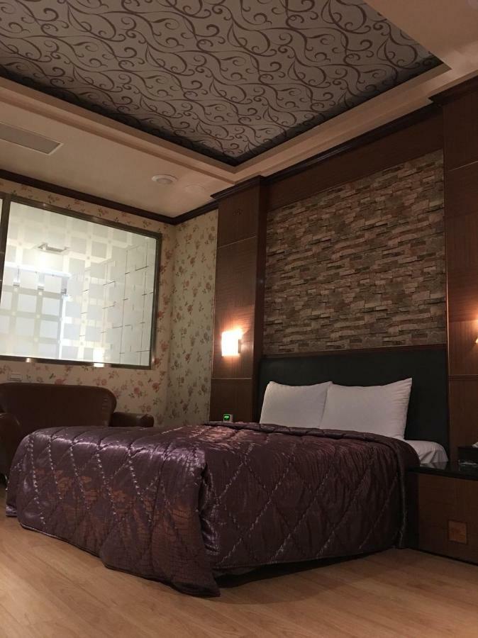 Wen Mei Motel Nantou Eksteriør billede